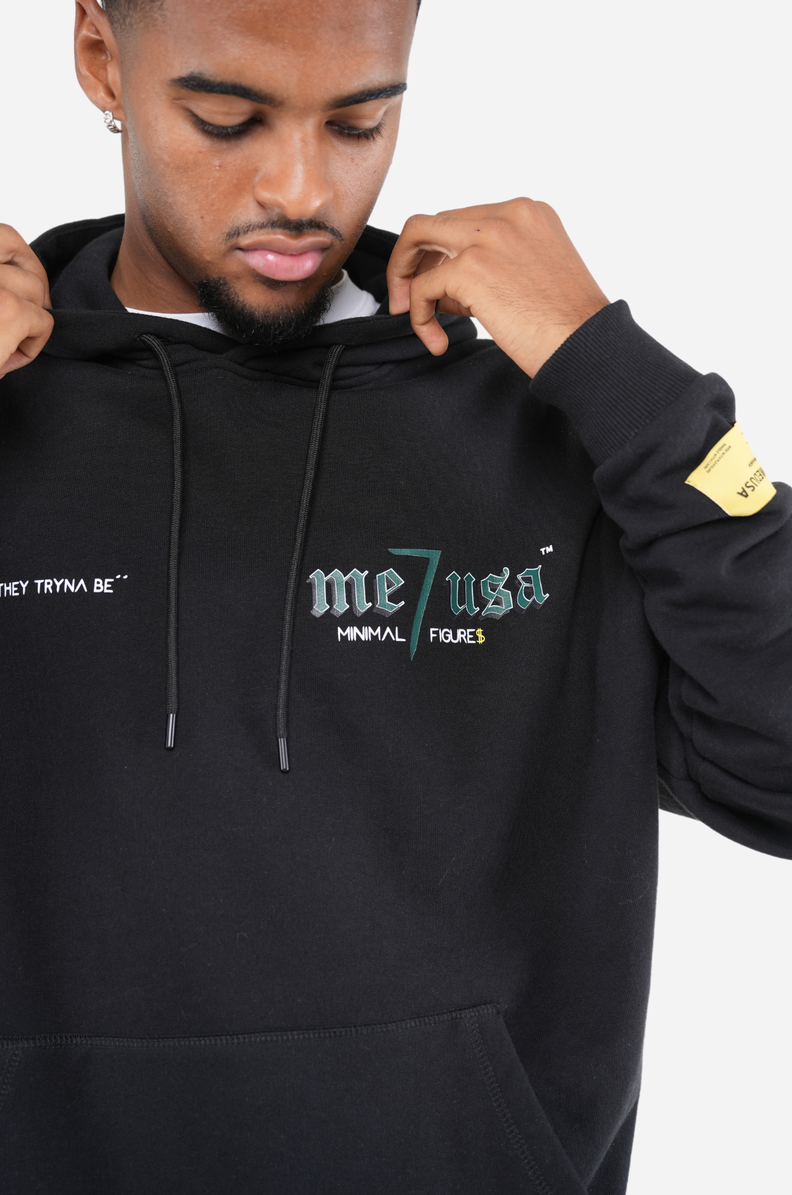 MINIMAL 7 FIGURES HOODIE - BLACK